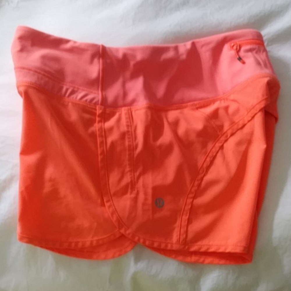 Lululemon shorts size 4